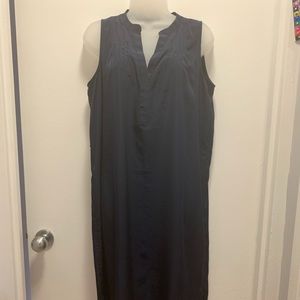 Women’s dress